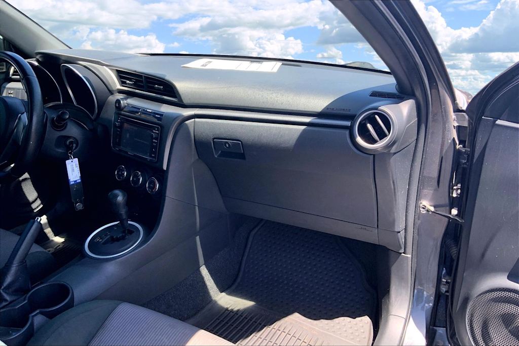 Thumbnail: 2015 Scion tC - 23