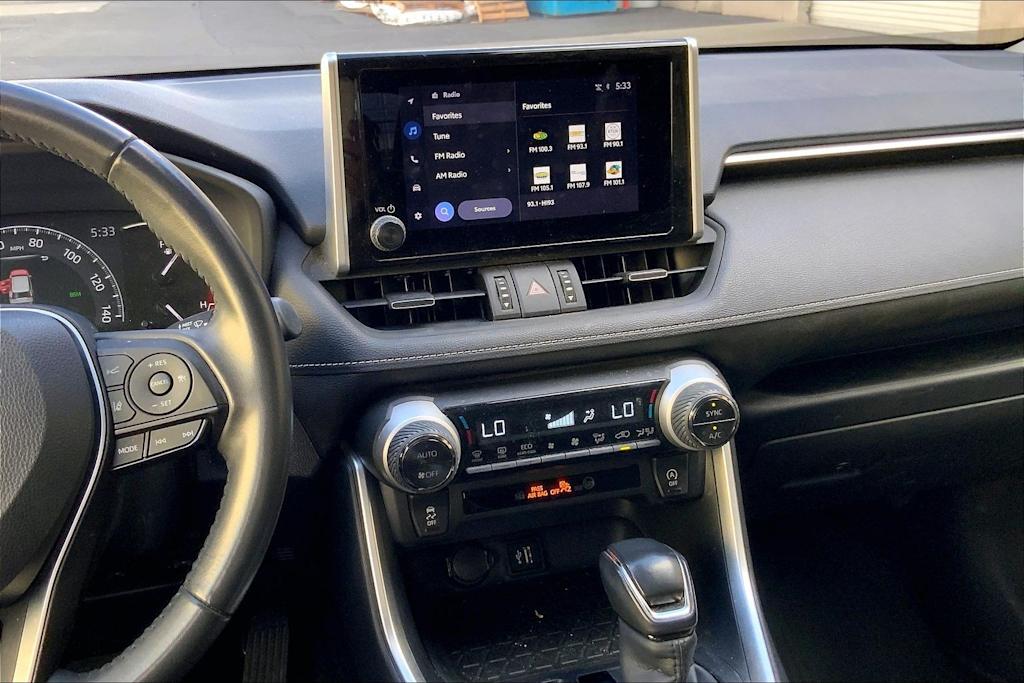 Thumbnail: 2024 Toyota RAV4 - 16