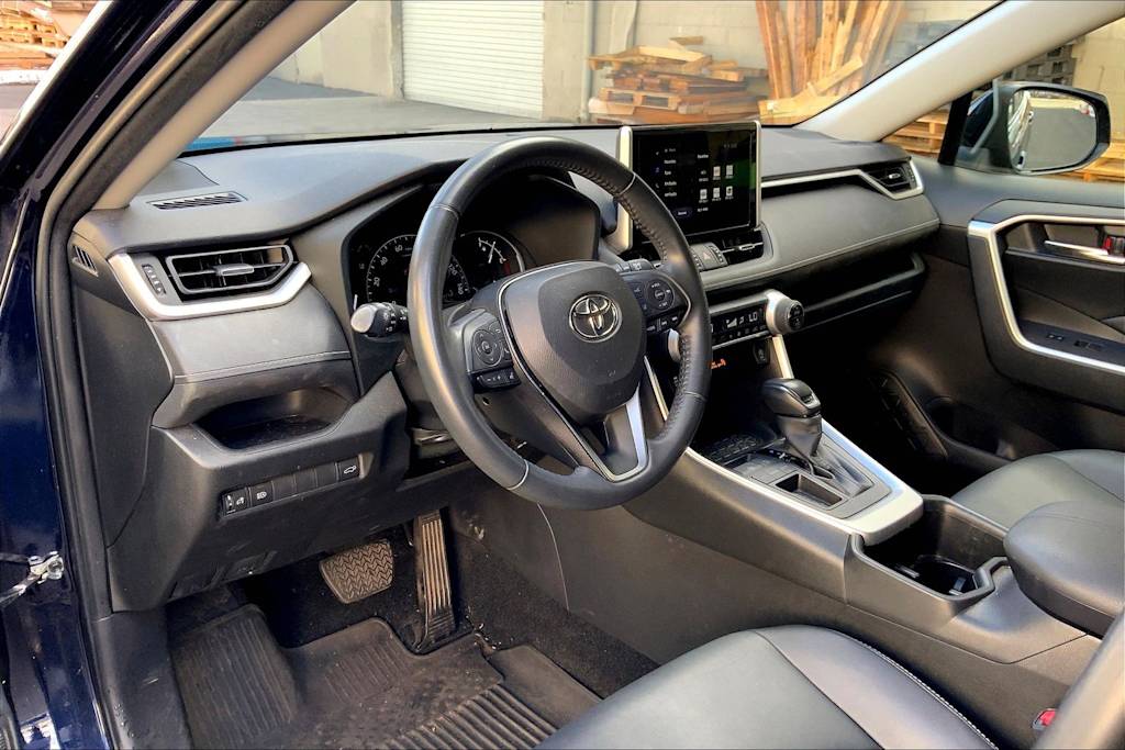 Thumbnail: 2024 Toyota RAV4 - 2