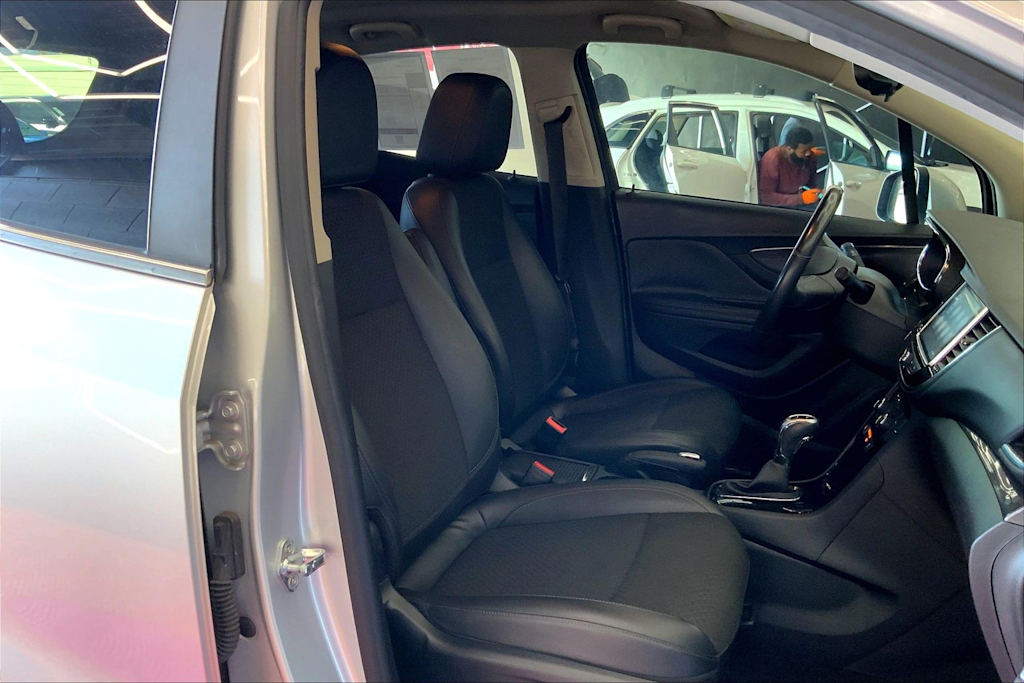 Thumbnail: 2018 Buick Encore - 22