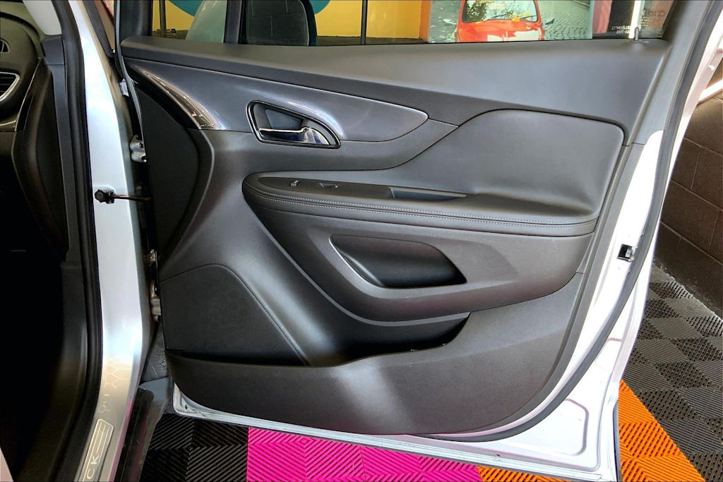 Thumbnail: 2018 Buick Encore - 29