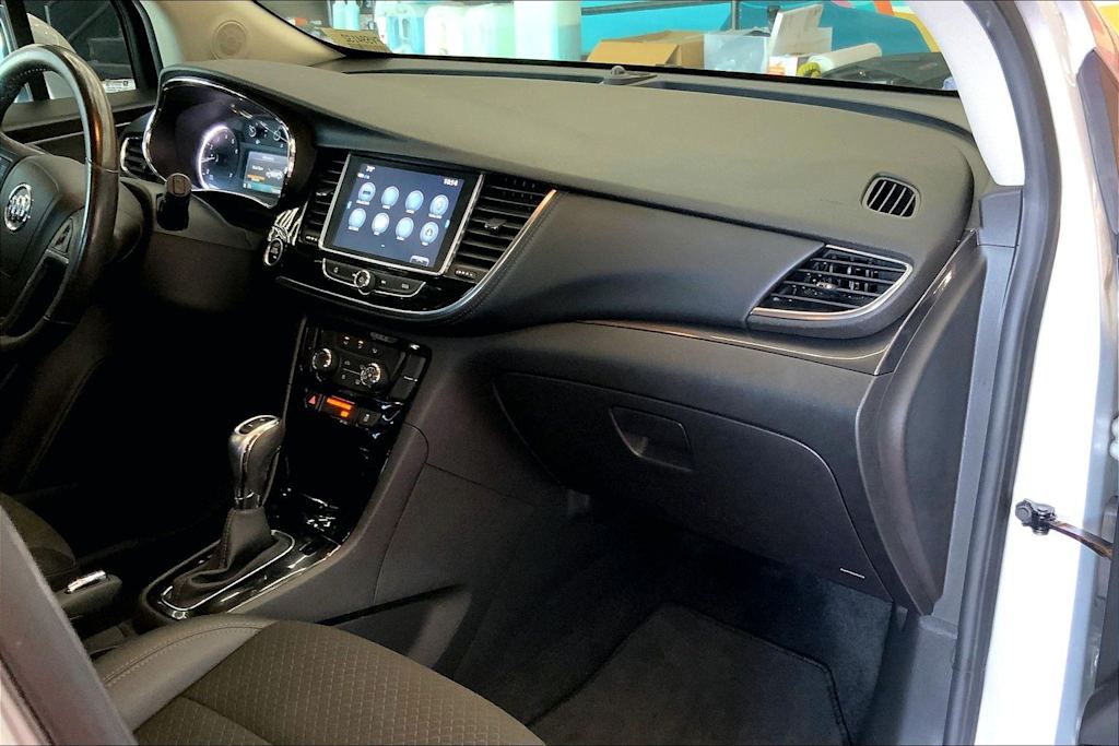 Thumbnail: 2018 Buick Encore - 25