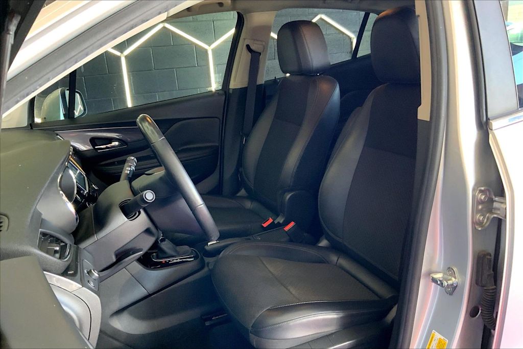 Thumbnail: 2018 Buick Encore - 11