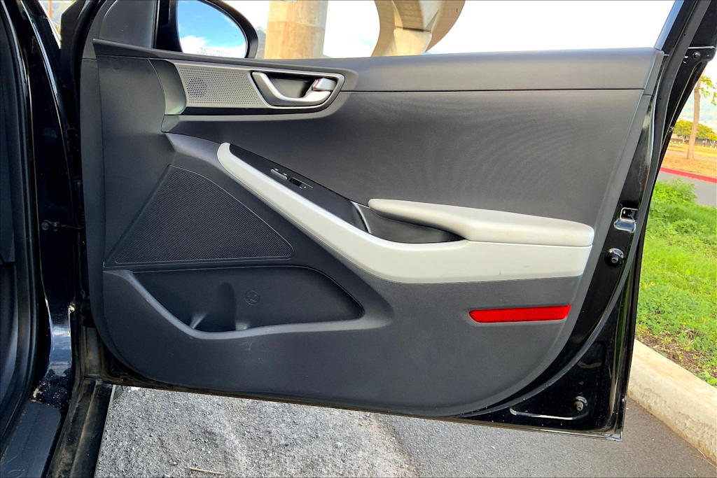 Thumbnail: 2022 Hyundai Ioniq - 27