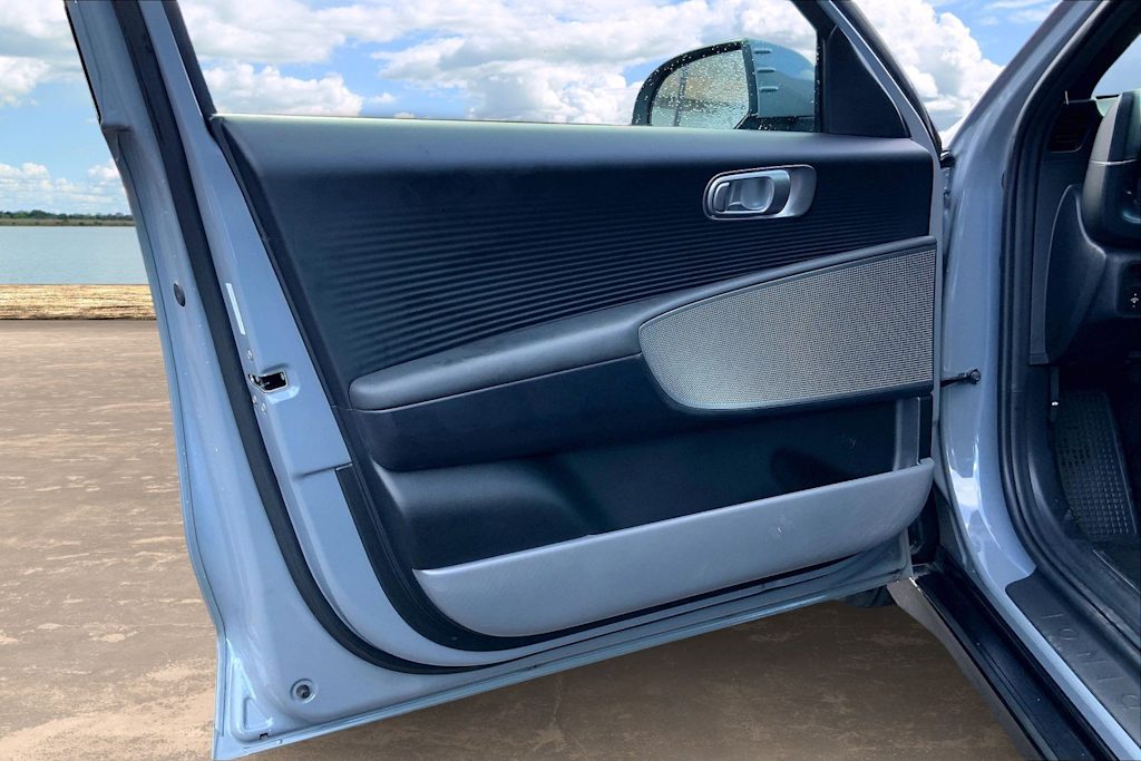 Thumbnail: 2025 Hyundai Ioniq 6 - 27
