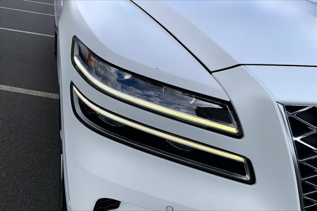 Thumbnail: 2023 Genesis GV80 - 31