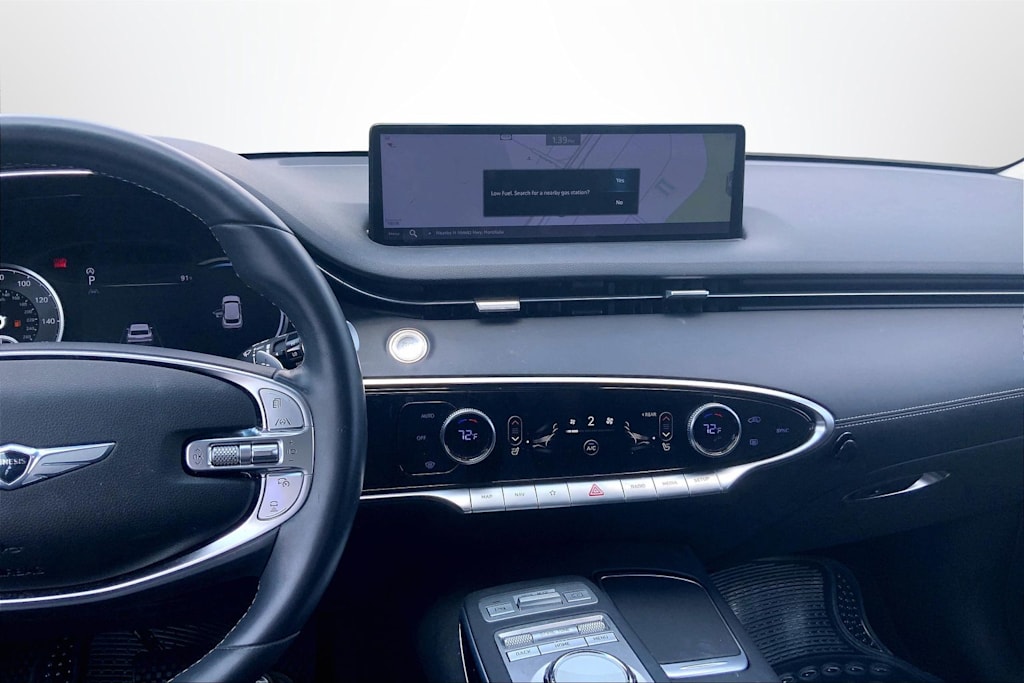 Thumbnail: 2022 Genesis GV70 - 15