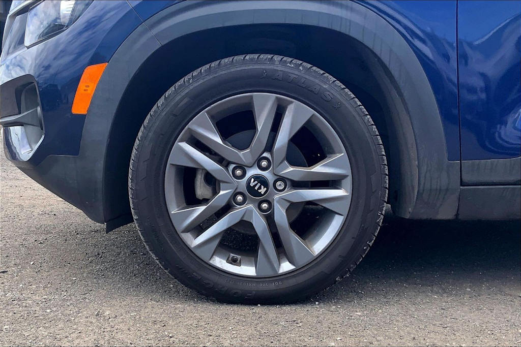 Thumbnail: 2021 Kia Seltos - 8