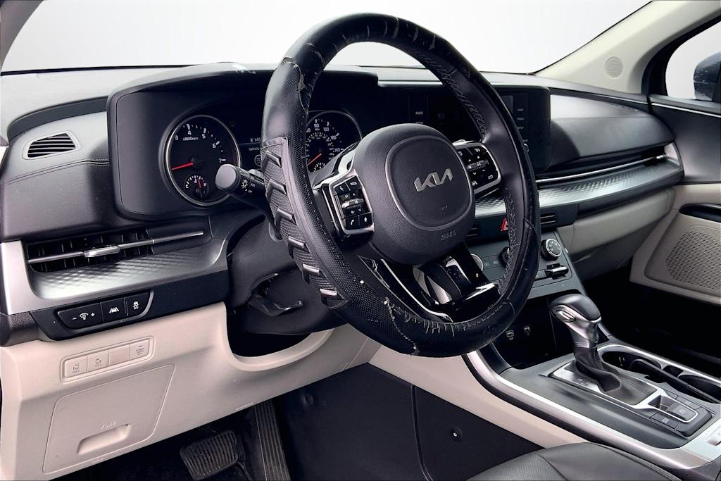 Thumbnail: 2023 Kia Carnival - 2