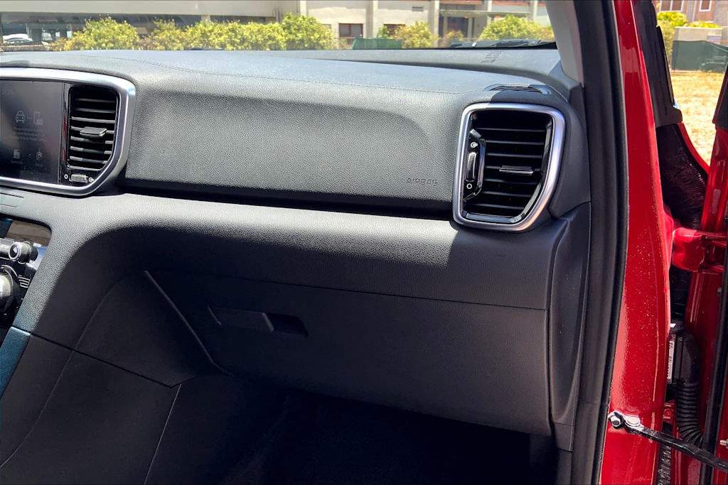 Thumbnail: 2022 Kia Sportage - 23