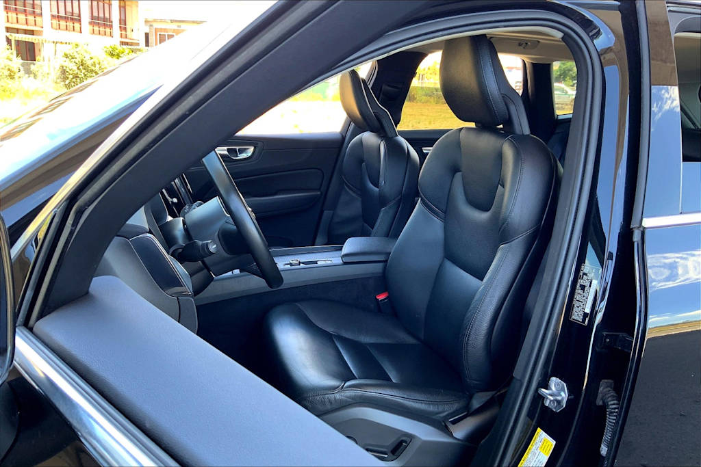 Thumbnail: 2018 Volvo XC60 - 11