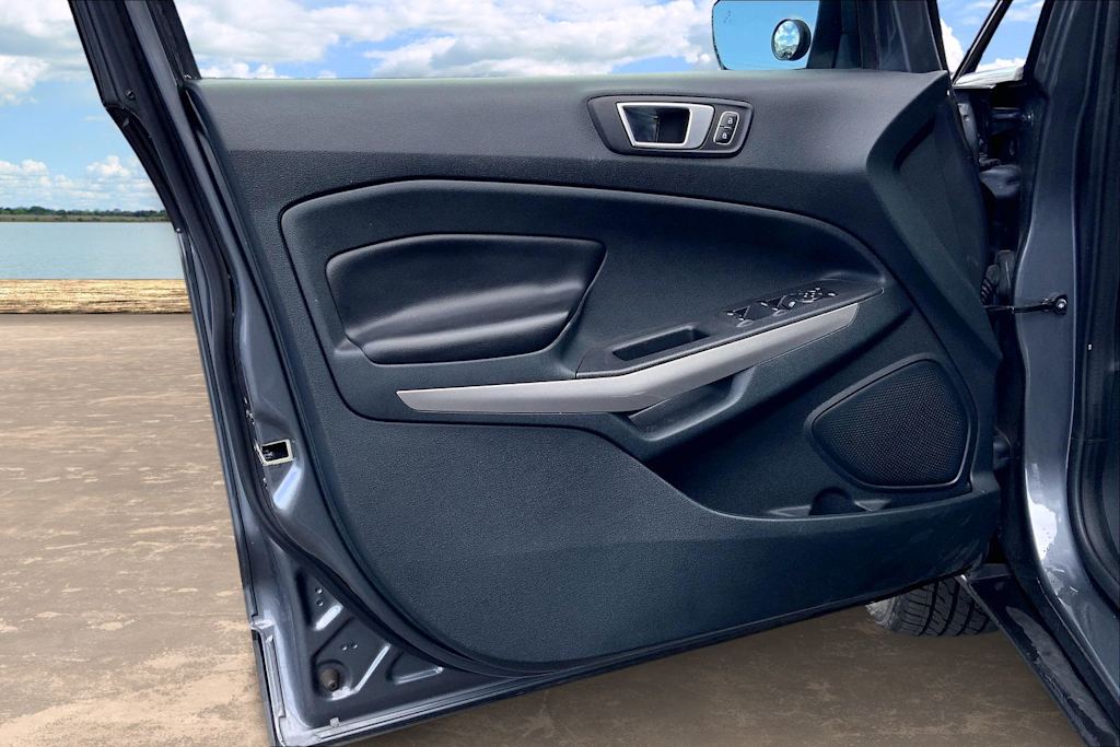 Thumbnail: 2021 Ford EcoSport - 27