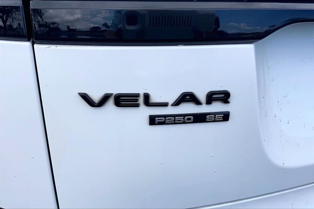Thumbnail: 2018 Land Rover Range Rover Velar - 7