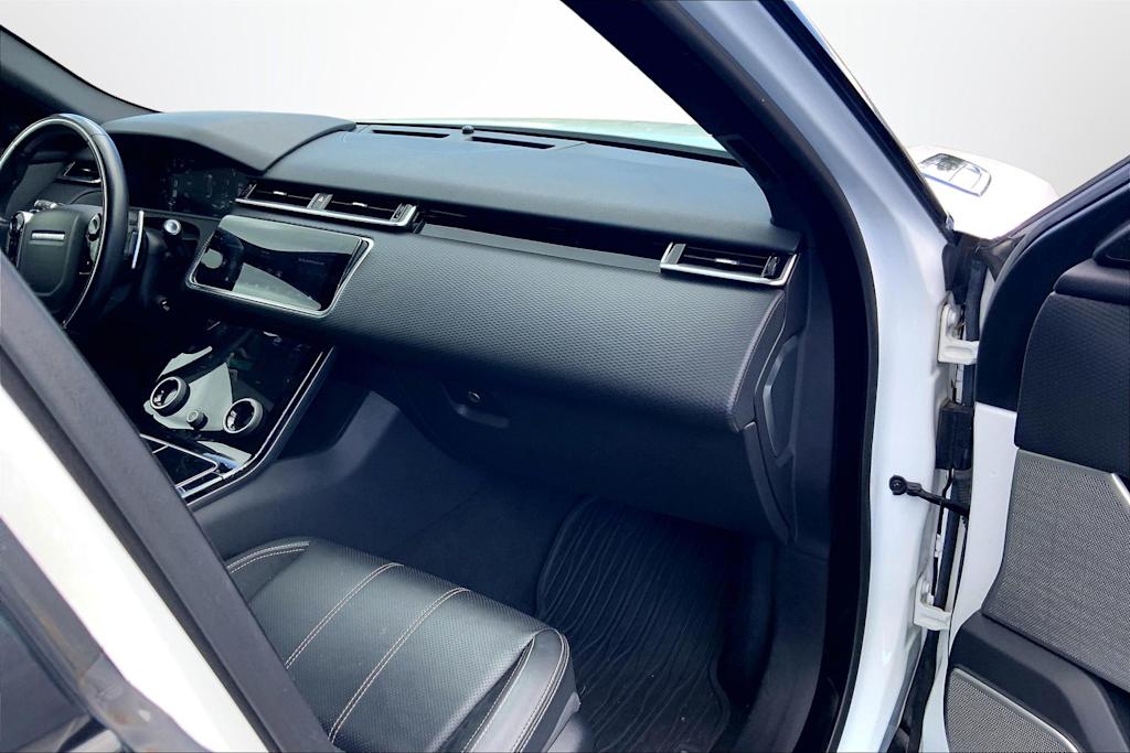 Thumbnail: 2018 Land Rover Range Rover Velar - 15