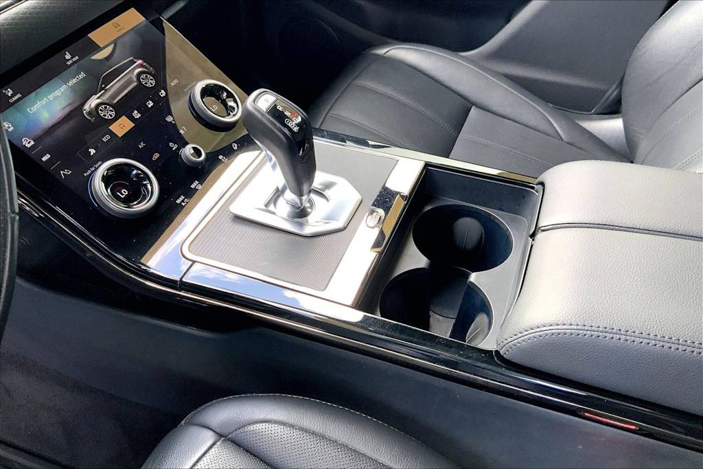 Thumbnail: 2023 Land Rover Range Rover Evoque - 17