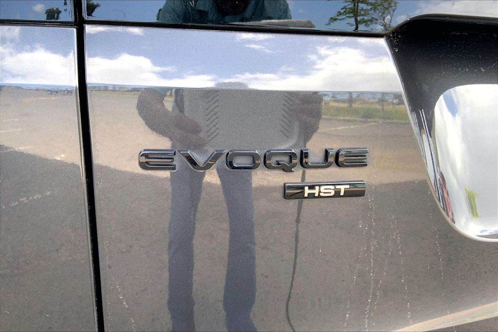 Thumbnail: 2023 Land Rover Range Rover Evoque - 7