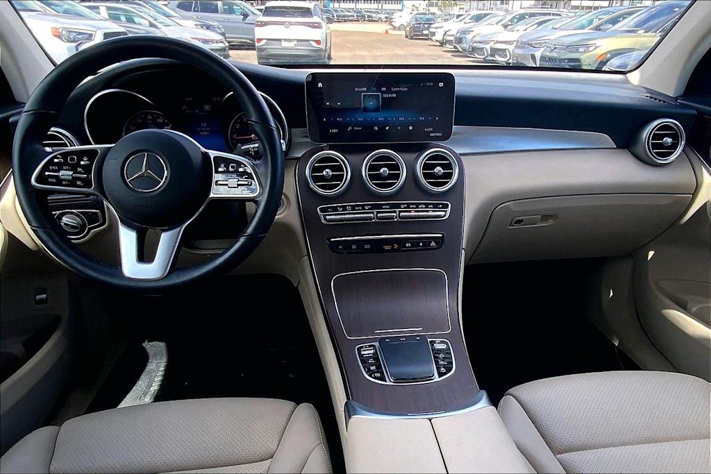 Thumbnail: 2020 Mercedes-Benz GLC - 10