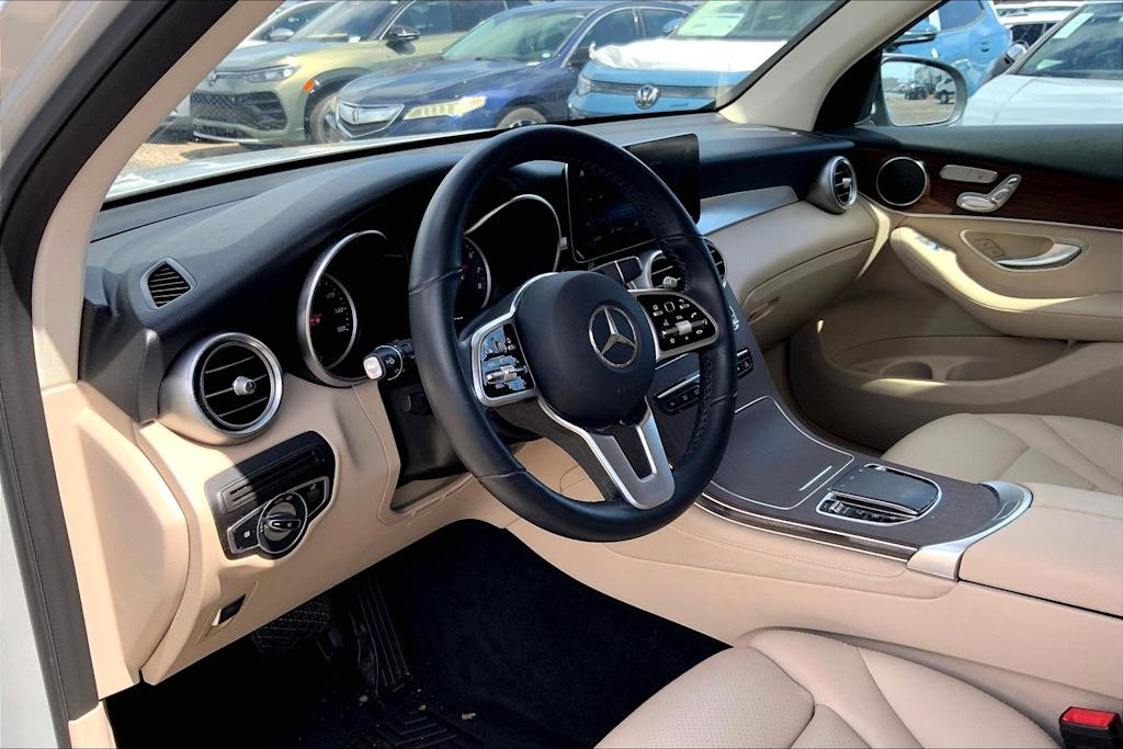 Thumbnail: 2020 Mercedes-Benz GLC - 2