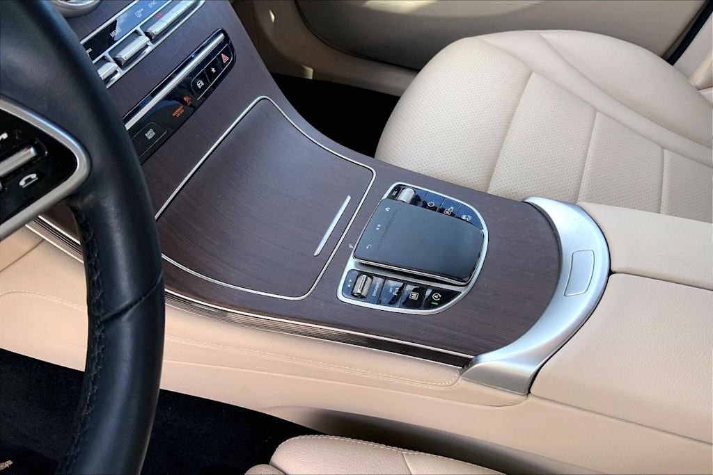 Thumbnail: 2020 Mercedes-Benz GLC - 17