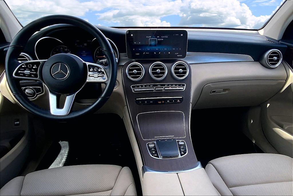 Thumbnail: 2020 Mercedes-Benz GLC - 10