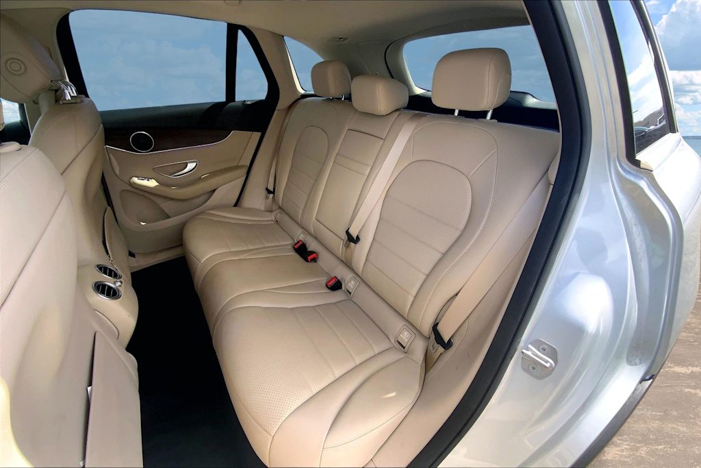 Thumbnail: 2020 Mercedes-Benz GLC - 29
