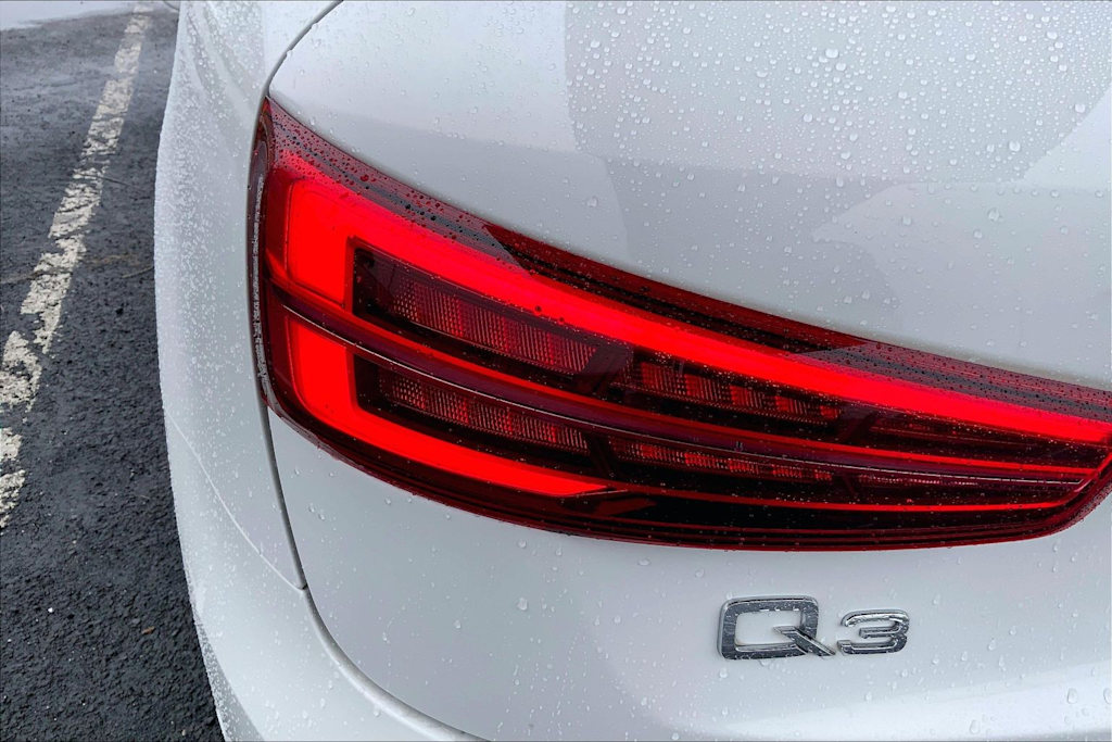 Thumbnail: 2018 Audi Q3 - 32