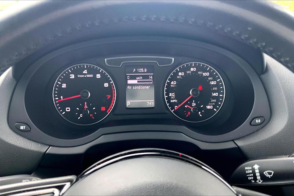 Thumbnail: 2018 Audi Q3 - 18