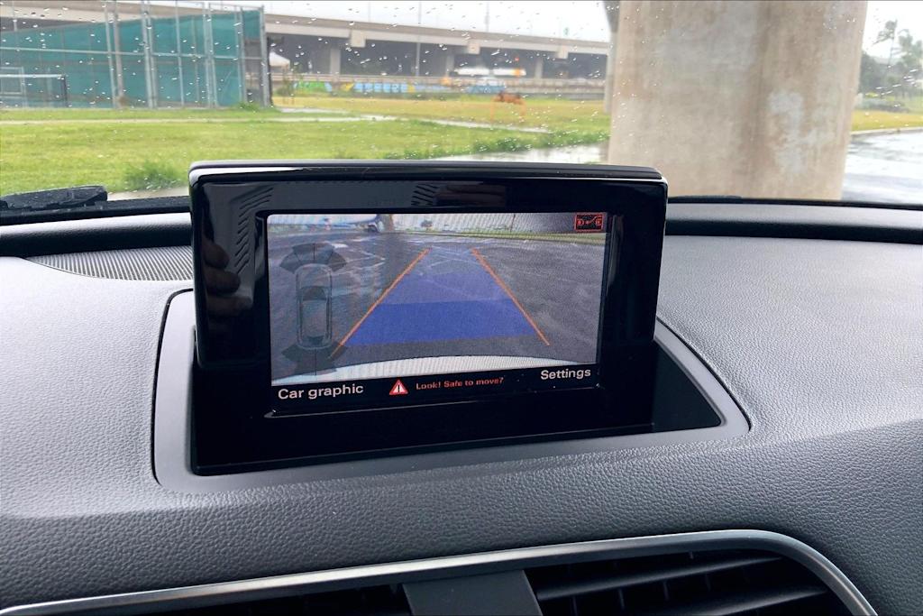 Thumbnail: 2018 Audi Q3 - 26