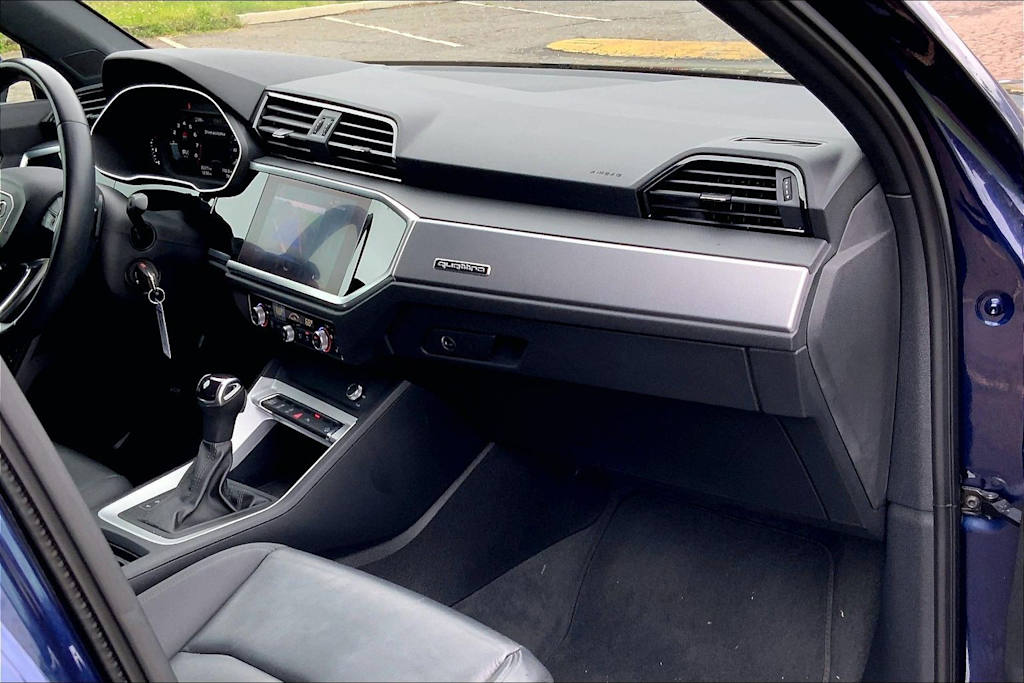 Thumbnail: 2022 Audi Q3 - 24