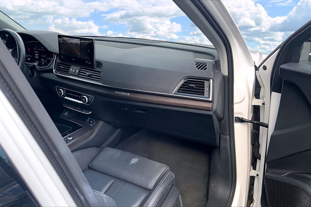 Thumbnail: 2024 Audi Q5 - 15