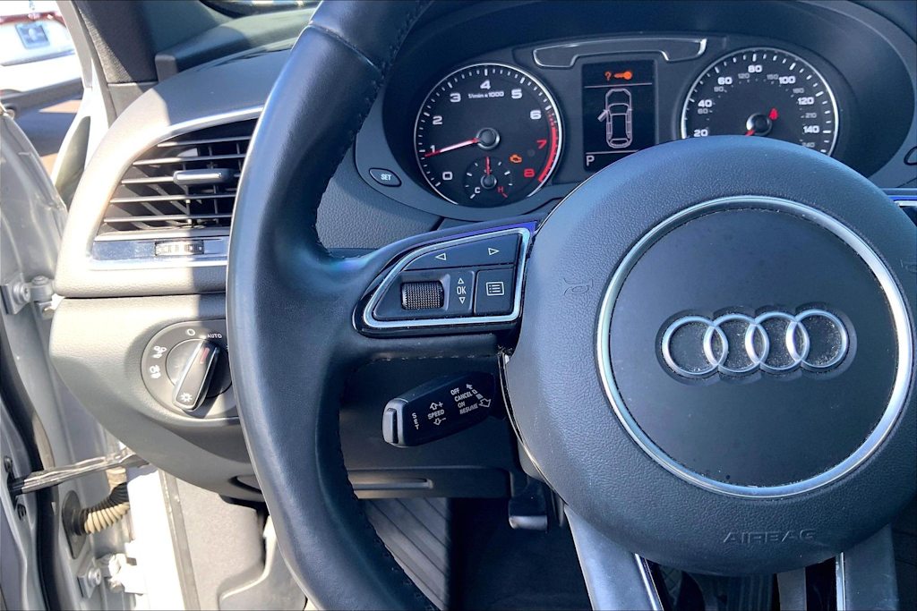 Thumbnail: 2018 Audi Q3 - 25