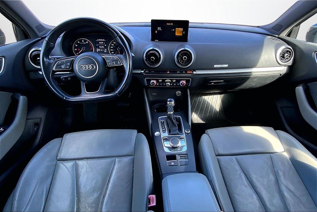Thumbnail: 2017 Audi A3 - 10
