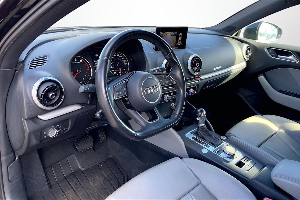 Thumbnail: 2017 Audi A3 - 2