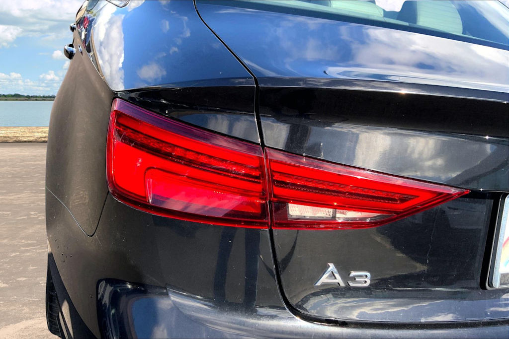 Thumbnail: 2017 Audi A3 - 32