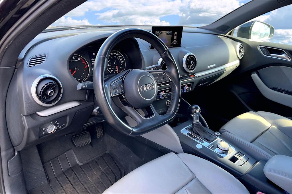 Thumbnail: 2017 Audi A3 - 2