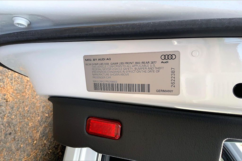 Thumbnail: 2024 Audi A6 - 21