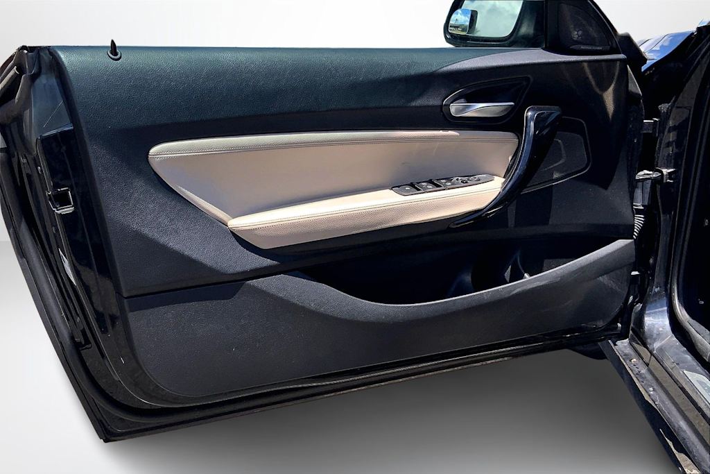 Thumbnail: 2016 BMW 2 Series - 27