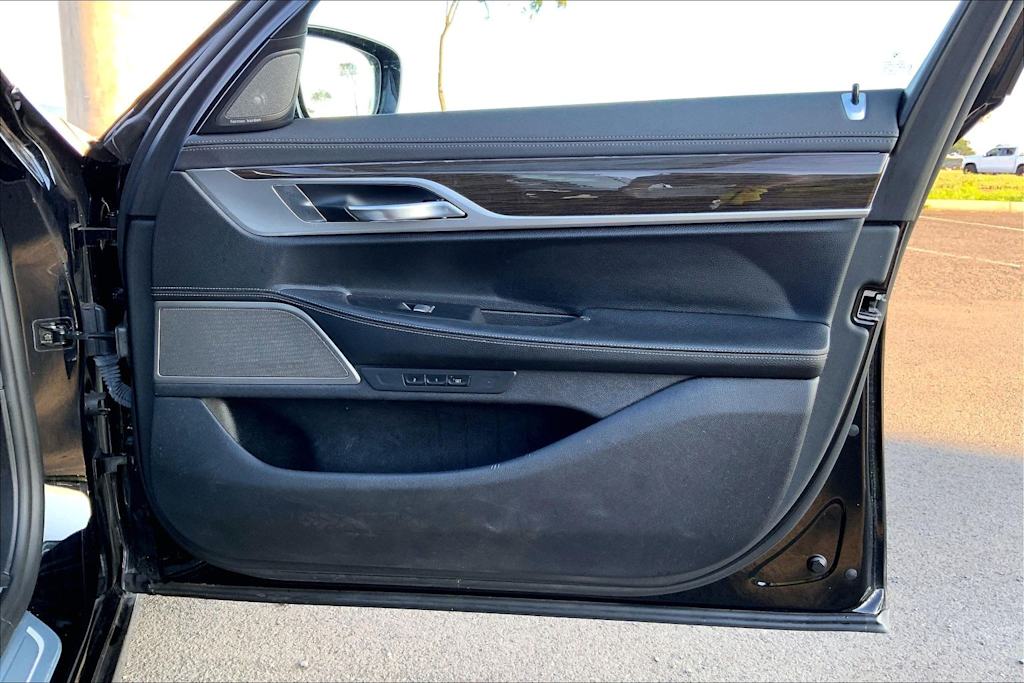 Thumbnail: 2019 BMW 7 Series - 27