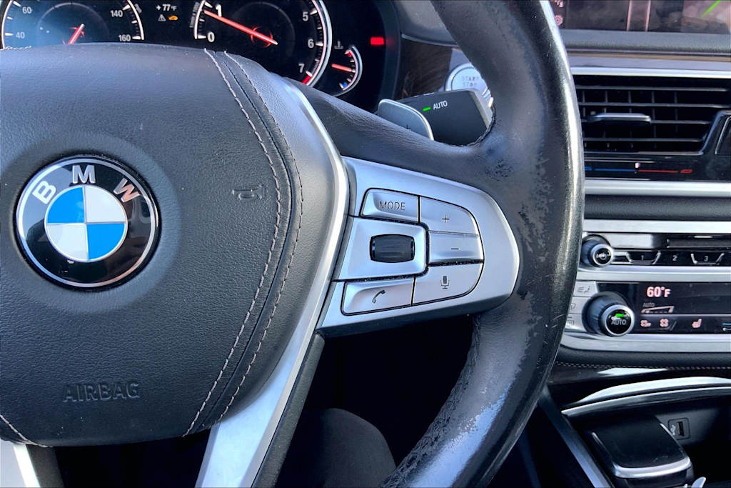 Thumbnail: 2019 BMW 7 Series - 25