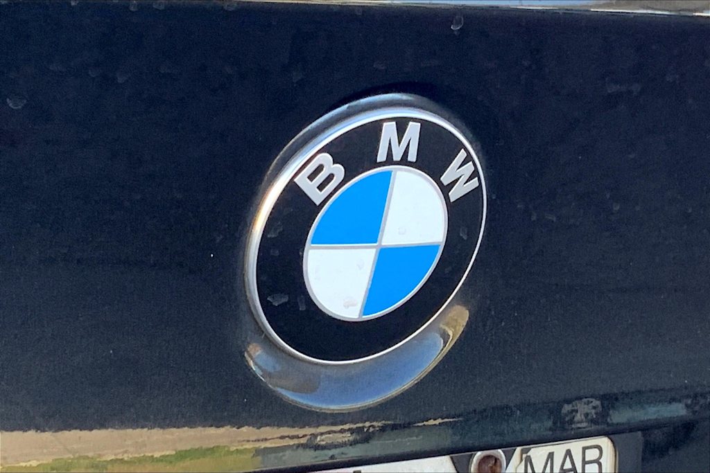 Thumbnail: 2011 BMW 3 Series - 7