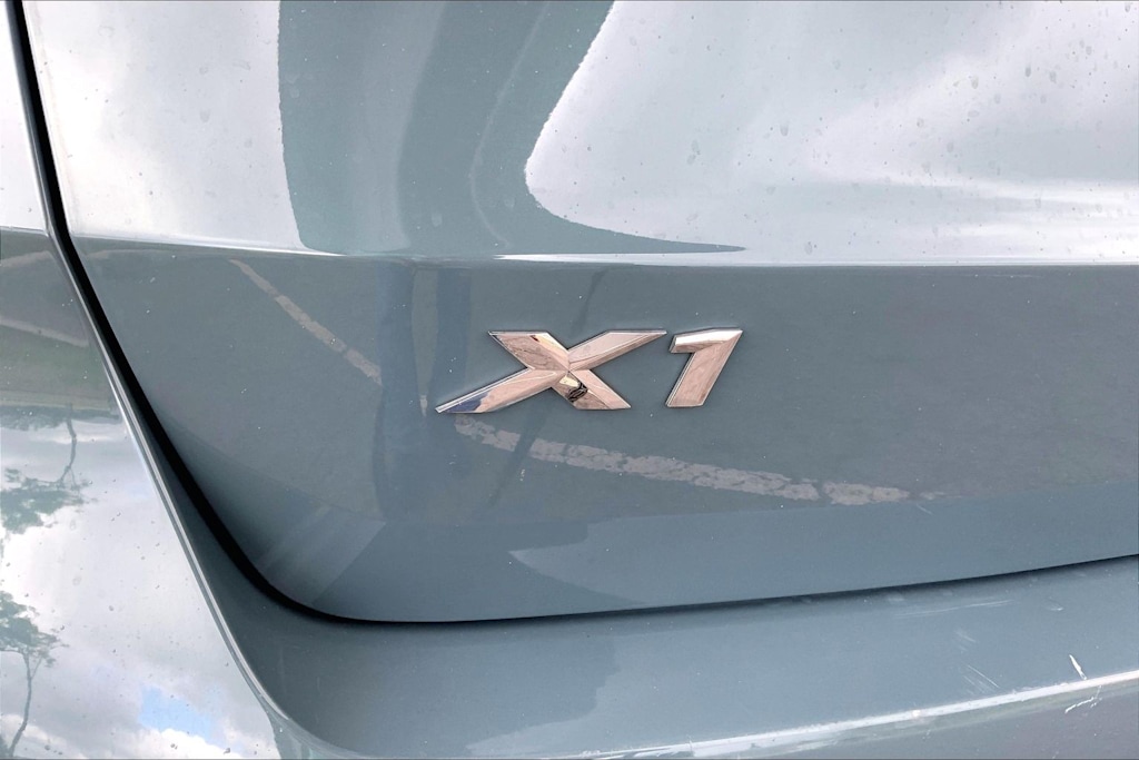 Thumbnail: 2023 BMW X1 - 7