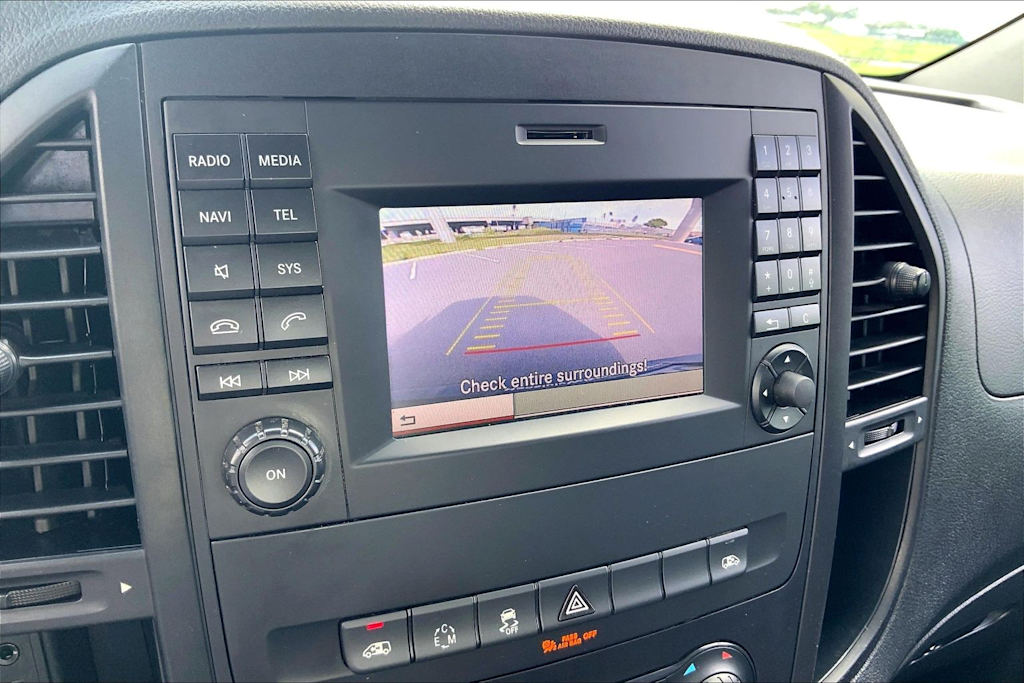 Thumbnail: 2018 Mercedes-Benz Metris - 22