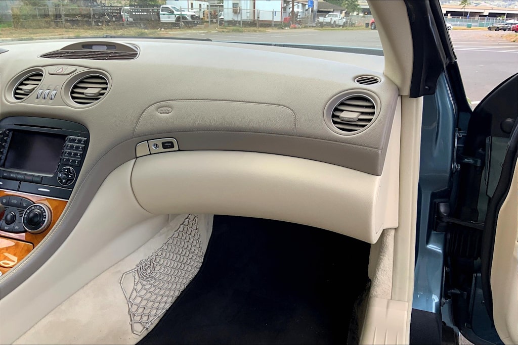 Thumbnail: 2006 Mercedes-Benz SL-Class - 22