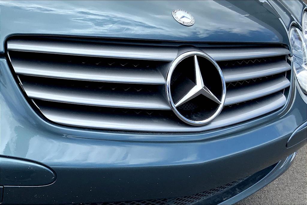 Thumbnail: 2006 Mercedes-Benz SL-Class - 30