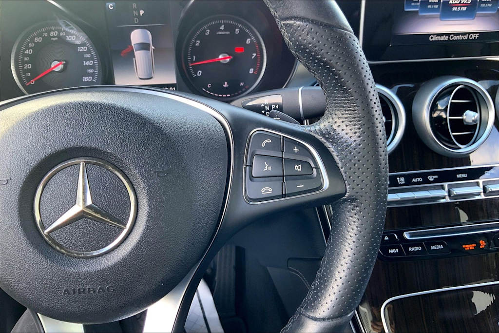 Thumbnail: 2019 Mercedes-Benz GLC - 24