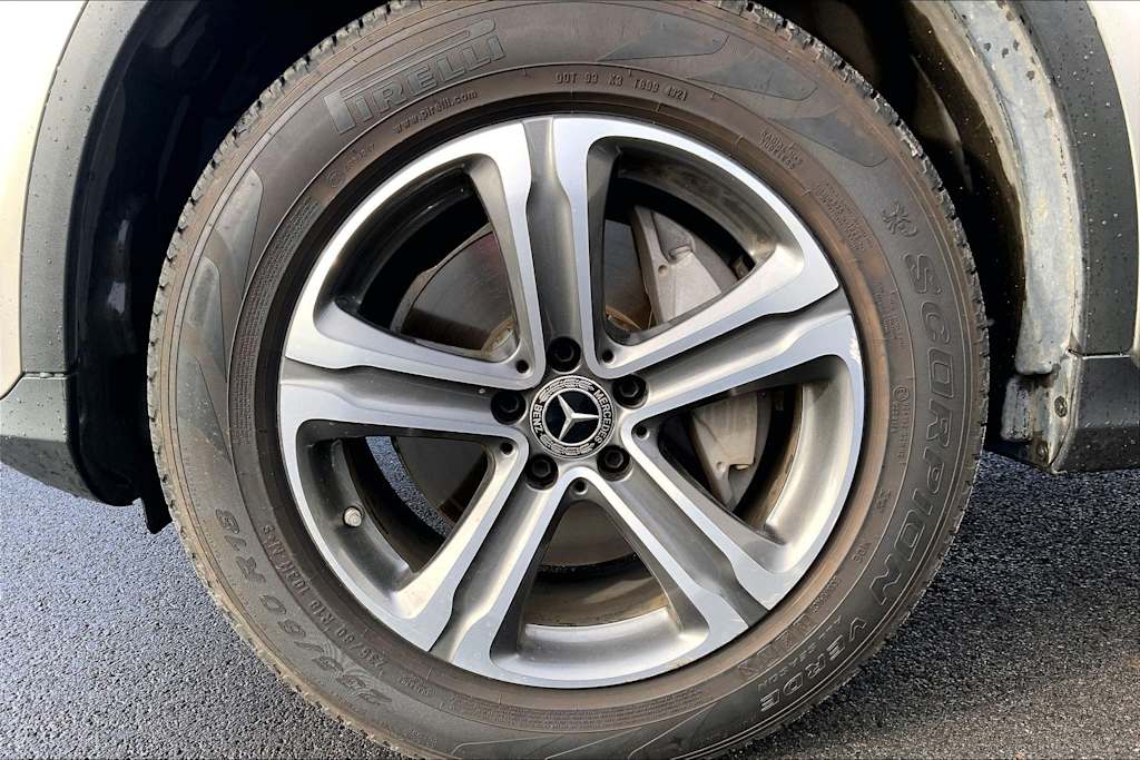 Thumbnail: 2019 Mercedes-Benz GLC - 8