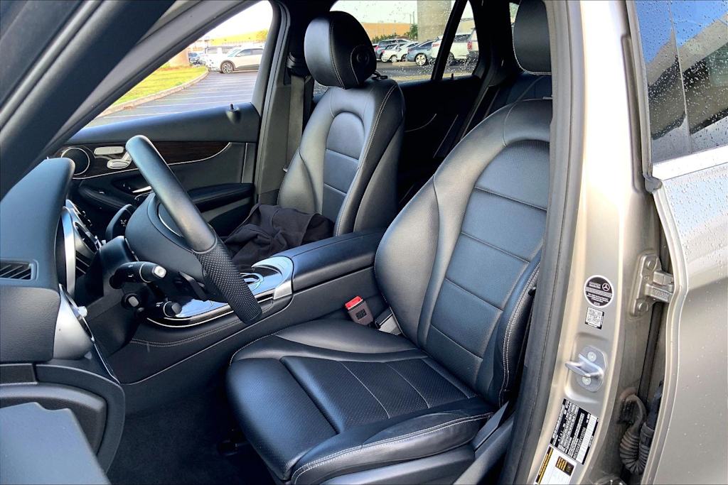 Thumbnail: 2019 Mercedes-Benz GLC - 10