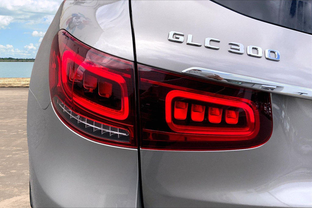 Thumbnail: 2020 Mercedes-Benz GLC - 32