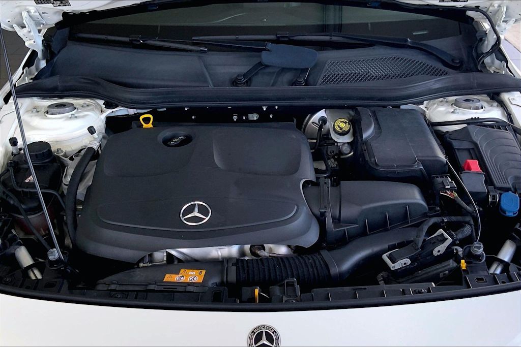 Thumbnail: 2019 Mercedes-Benz GLA - 9