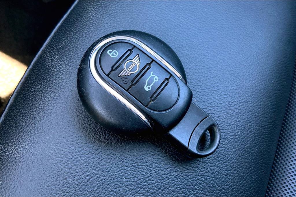 Thumbnail: 2019 MINI Cooper - 19